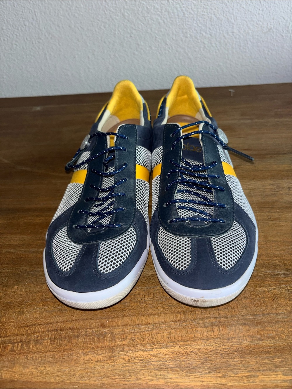 PLAE Mens butler Sneakers Blue elastic Lace Up comfortable shoes size 7.5W 6M